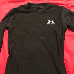 Boys Size LG Fitted Under Armour dry fit shirt